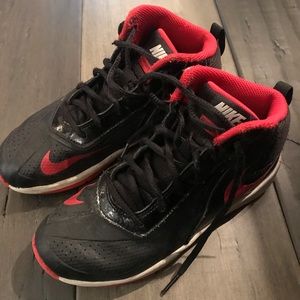 Nike Team Hustle D7 size 2Y kids